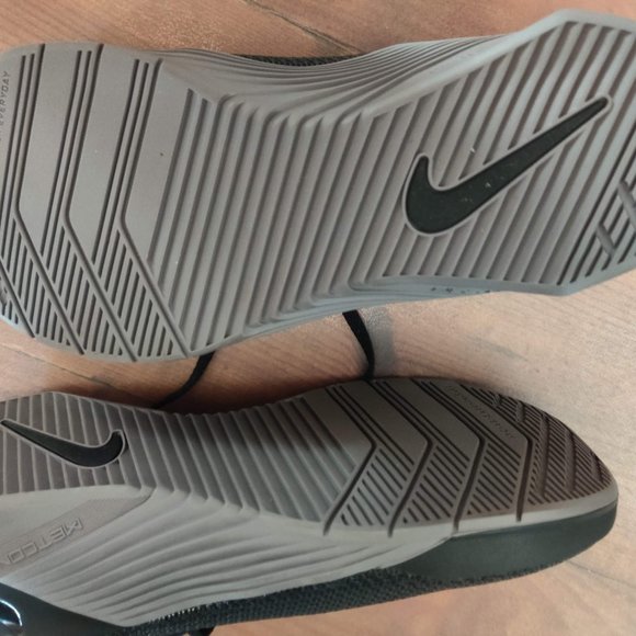 Nike Metcon 5, Black/Gunsmoke size 8.5 Mens - Picture 4 of 5